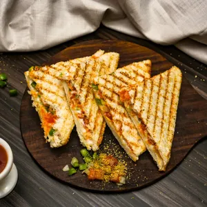 Veg Cheese Grill Sandwich